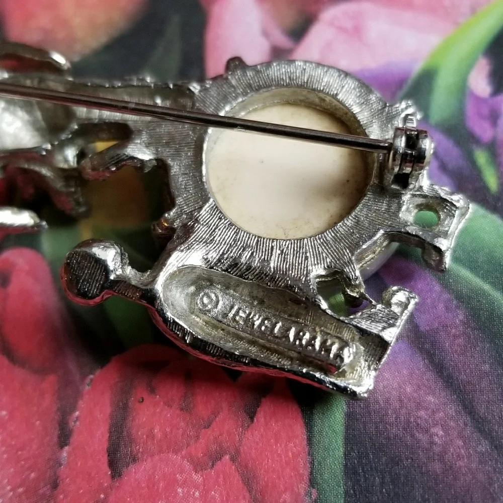 Vintage Jewelrama poodle brooch dog pin